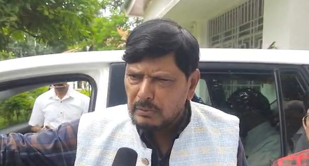 वंदे मातरम के अपमान पर सोनिया गांधी को माफी मांगनी चाहिए रामदास अठावले वंदे मातरम के अपमान पर सोनिया गांधी को माफी मांगनी चाहिए रामदास अठावले