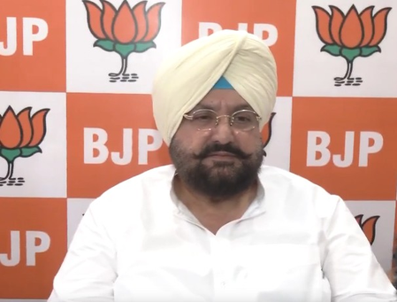 पंजाब कांग्रेस में टिकट को लेकर बयानबाजी तेज, भाजपा नेता फतेह जंग बाजवा ने साधा निशाना