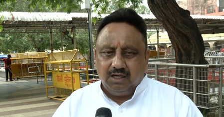पीएम मोदी के नेतृत्व में पहले से ही युवाओं को मिल रहा मौका, गहलोत की मांग पर भाजपा का पलटवार पीएम मोदी के नेतृत्व में पहले से ही युवाओं को मिल रहा मौका, गहलोत की मांग पर भाजपा का पलटवार