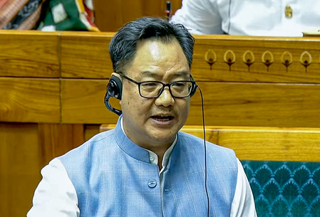 भारतीय सीमा से जुड़ा झूठ नहीं फैलाना चाहिए, सुरक्षाबलों का मनोबल कमजोर होता है  किरेन रिजिजू