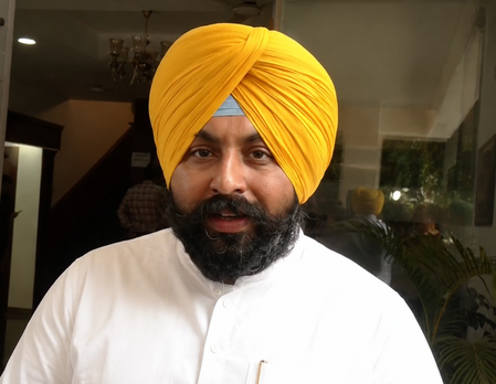 भाजपा पुराना वीडियो वायरल कर पंजाब के स्कूलों को बदनाम कर रही हरजोत बैंस भाजपा पुराना वीडियो वायरल कर पंजाब के स्कूलों को बदनाम कर रही हरजोत बैंस