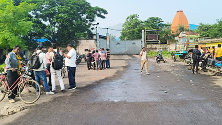 झारखंड बरकाकाना सीमेंट फैक्ट्री में ब्लास्ट, तीन इंजीनियरों की मौत, एक घायल झारखंड बरकाकाना सीमेंट फैक्ट्री में ब्लास्ट, तीन इंजीनियरों की मौत, एक घायल