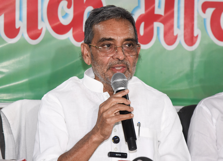 बिहार  नीतीश की विरासत पर उपेंद्र कुशवाहा का दावा, जदयू बोला- निशांत ही संभालेंगे नेतृत्व