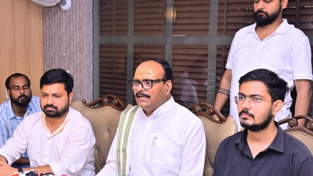 उत्तर प्रदेश आरक्षण सुधार आंदोलन के प्रतिनिधिमंडल से मिले डिप्टी सीएम, बोले- दो दिन में केंद्रीय मंत्री से कराएंगे मुलाकात