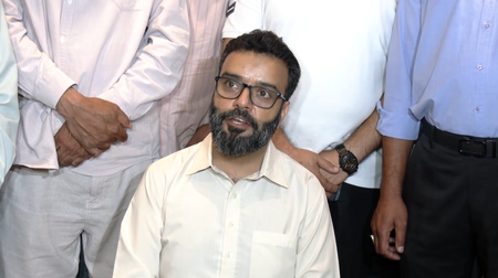 सैयद आगा रूहुल्लाह का छलका दर्द, बोले- हर दिन इस्तीफा देने को कहा जाता है, पार्टी ने खुद लड़ाई कमजोर की सैयद आगा रूहुल्लाह का छलका दर्द, बोले- हर दिन इस्तीफा देने को कहा जाता है, पार्टी ने खुद लड़ाई कमजोर की