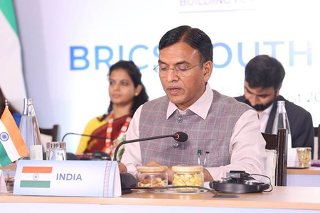 विशाखापत्तनम में ब्रिक्स के युवा कार्य मंत्रियों की बैठक, विकास कार्यों में युवाओं के सहयोग और भागीदारी को मजबूत करने पर जोर