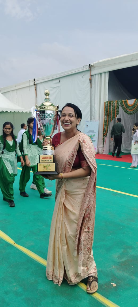 झारखंड धनबाद की बेटी मुनमुन को राष्ट्रीय शिक्षक पुरस्कार, राष्ट्रपति करेंगी सम्मानित झारखंड धनबाद की बेटी मुनमुन को राष्ट्रीय शिक्षक पुरस्कार, राष्ट्रपति करेंगी सम्मानित
