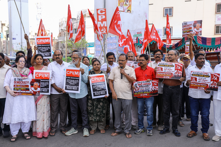 केरल ईडी की जांच के बीच विजयन और उनकी बेटी के समर्थन में रैली, सीपीआईएम के गढ़ में कम रही लोगों की संख्या