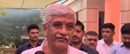 केंद्रीय मंत्री गजेंद्र सिंह शेखावत ने रक्षाबंधन पर प्रकृति और पर्यावरण रक्षा के संकल्प की अपील की केंद्रीय मंत्री गजेंद्र सिंह शेखावत ने रक्षाबंधन पर प्रकृति और पर्यावरण रक्षा के संकल्प की अपील की