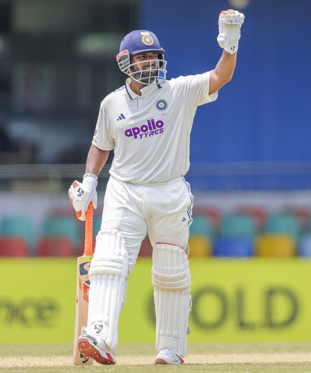 एक खिलाड़ी को खास ट्रीटमेंट मत दीजिए, खराब शॉट सिलेक्शन को लेकर ऋषभ पंत पर भड़के अश्विन एक खिलाड़ी को खास ट्रीटमेंट मत दीजिए, खराब शॉट सिलेक्शन को लेकर ऋषभ पंत पर भड़के अश्विन