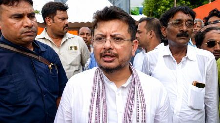 ममता बनर्जी ने सत्ता में आते ही रोके छात्र संघ चुनाव, हिटलर-मुसोलिनी ने भी यही किया था  ऋतब्रत बनर्जी