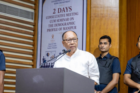 मणिपुर मुख्यमंत्री ने लोगों से बंद न बुलाने की अपील की, इसके बजाय लोकतांत्रिक रास्ता अपनाने का आग्रह किया मणिपुर मुख्यमंत्री ने लोगों से बंद न बुलाने की अपील की, इसके बजाय लोकतांत्रिक रास्ता अपनाने का आग्रह किया