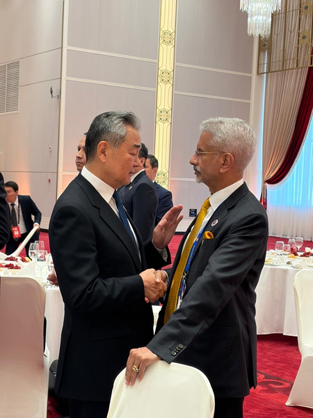 EAM Jaishankar meets FMs of several SCO nations on sidelines of Bishkek summit