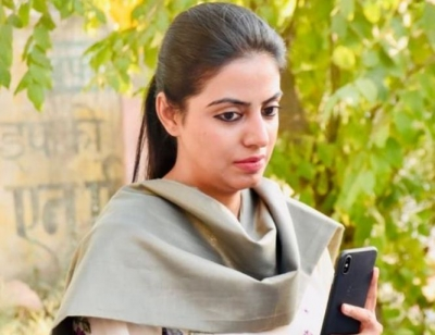 मथानिया नगर पालिका निष्पक्ष चुनाव के लिखित भरोसे पर पूर्व कांग्रेस विधायक दिव्या मदेरणा ने समाप्त किया धरना