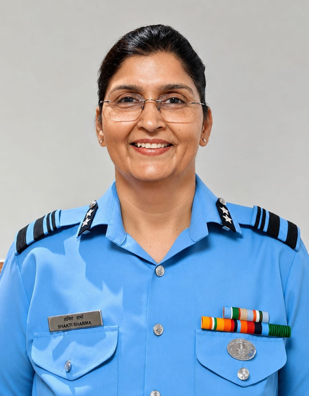 शक्ति शर्मा ने रचा इतिहास, बनी पहली महिला एयर वाइस मार्शल शक्ति शर्मा ने रचा इतिहास, बनी पहली महिला एयर वाइस मार्शल
