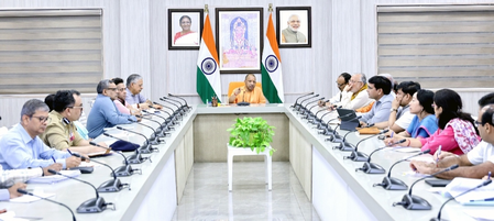 न्याय पंचायत व ग्राम पंचायत स्तर तक सरकार की उपलब्धियां पहुंचाएं सीएम योगी