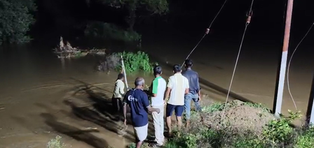 दुर्गावती नदी का बढ़ा जलस्तर; मोहनिया शहर पर मंडराया बाढ़ का खतरा, प्रशासन अलर्ट