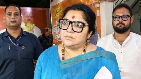 राम मंदिर ट्रस्ट को मिला नया सीईओ, भाजपा ने किया स्वागत तो विपक्ष ने चढ़ावा चोरी पर उठाए सवाल राम मंदिर ट्रस्ट को मिला नया सीईओ, भाजपा ने किया स्वागत तो विपक्ष ने चढ़ावा चोरी पर उठाए सवाल