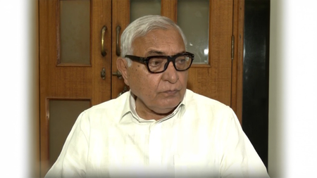 मराठी को अनिवार्य बनाने की जरूरत नहीं, सरकार लोगों को सीखने के लिए प्रोत्साहित करे देवेश चंद्र ठाकुर मराठी को अनिवार्य बनाने की जरूरत नहीं, सरकार लोगों को सीखने के लिए प्रोत्साहित करे देवेश चंद्र ठाकुर