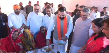 बिहार  बाढ़ प्रभावित वैशाली-सारण के दौरे पर सीएम सम्राट चौधरी, राहत शिविर में व्यवस्थाओं का लिया जायजा