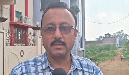 दिल्ली सत्य निकेतन हादसे में कटनी के 19 वर्षीय छात्र अक्षत यादव की मौत, परिवार में पसरा मातम दिल्ली सत्य निकेतन हादसे में कटनी के 19 वर्षीय छात्र अक्षत यादव की मौत, परिवार में पसरा मातम