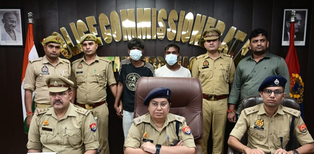 नोएडा में मोबाइल और चेन स्नैचिंग गैंग का खुलासा, दो आरोपी गिरफ्तार नोएडा में मोबाइल और चेन स्नैचिंग गैंग का खुलासा, दो आरोपी गिरफ्तार