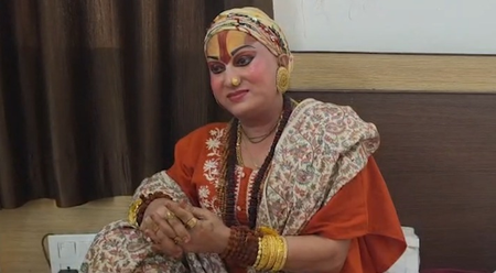 मंदिर ट्रस्ट में किन्नर संतों को जगह देने की मांग, हिमांगी सखी बोलीं- सेवा और पारदर्शिता बढ़ेगी मंदिर ट्रस्ट में किन्नर संतों को जगह देने की मांग, हिमांगी सखी बोलीं- सेवा और पारदर्शिता बढ़ेगी