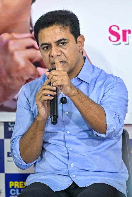 केटीआर ने तेलंगाना सीएम पर साधा निशाना, कहा-बीआरएस विधायकों पर यौन उत्पीड़न का केस दर्ज करवाना कानून का दुरुपयोग