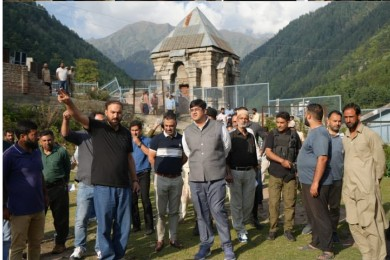 जम्मू-कश्मीर गंगबल यात्रा 2026 की तैयारी का डीसी ने लिया जायजा, 15 सितंबर तक काम पूरा करने के निर्देश जम्मू-कश्मीर गंगबल यात्रा 2026 की तैयारी का डीसी ने लिया जायजा, 15 सितंबर तक काम पूरा करने के निर्देश