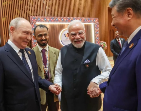 सुभाष घई ने पीएम मोदी के नेतृत्व पर जताया भरोसा, बोले-सकारात्मक सोच ही इंसानियत को आगे बढ़ाती है