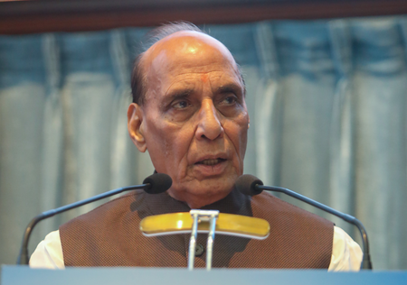 मेक इन इंडिया-रक्षा उत्पादन में वैश्विक प्रतिस्पर्धा तक पहुंचा भारत  राजनाथ सिंह