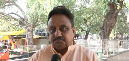 झूठ का प्रोपेगेंडा चला रहे राहुल गांधी, यूपीआई भुगतान चार्ज पर कांग्रेस को भाजपा नेताओं का जवाब झूठ का प्रोपेगेंडा चला रहे राहुल गांधी, यूपीआई भुगतान चार्ज पर कांग्रेस को भाजपा नेताओं का जवाब