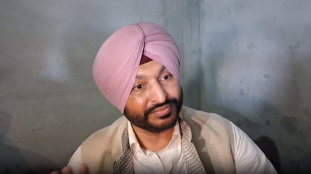 पंजाब के बटाला में पूर्व केंद्रीय मंत्री रवनीत बिट्टू के काफिले पर हमला, फेंके गए अंडे-टमाटर पंजाब के बटाला में पूर्व केंद्रीय मंत्री रवनीत बिट्टू के काफिले पर हमला, फेंके गए अंडे-टमाटर