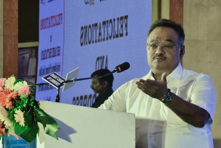 समिक भट्टाचार्य ने मनोहर लाल को लिखा पत्र, दक्षिण बंगाल में आरआरटीएस नेटवर्क की मांग समिक भट्टाचार्य ने मनोहर लाल को लिखा पत्र, दक्षिण बंगाल में आरआरटीएस नेटवर्क की मांग