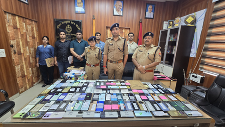 ‘मिशन सहयोग’ सीईआईआर की मदद से 104 गुम मोबाइल बरामद, 21 लाख रुपए के फोन मालिकों को लौटाए