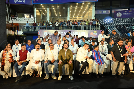 बाराबती स्टेडियम में ओडिशा टी20 लीग की शुरुआत, सुरेश रैना बोले- ये अपने हुनर को दिखाने का बेहतरीन मौका है बाराबती स्टेडियम में ओडिशा टी20 लीग की शुरुआत, सुरेश रैना बोले- ये अपने हुनर को दिखाने का बेहतरीन मौका है