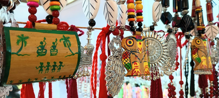 बिहार हस्तशिल्प से लेकर देशी व्यंजनों तक, पटना सरस मेले में हर उम्र के लोगों का आकर्षण बिहार हस्तशिल्प से लेकर देशी व्यंजनों तक, पटना सरस मेले में हर उम्र के लोगों का आकर्षण