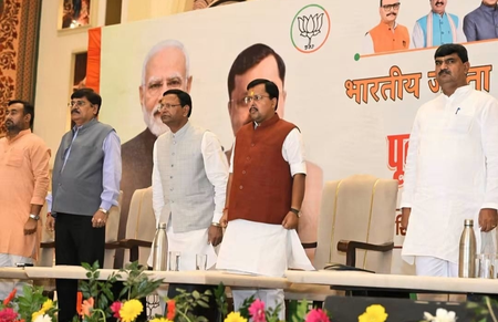 नितिन नवीन का सपा-कांग्रेस पर निशाना, बोले- यूपी को उत्तम प्रदेश बनाने का संकल्प भाजपा ही पूरा करेगी नितिन नवीन का सपा-कांग्रेस पर निशाना, बोले- यूपी को उत्तम प्रदेश बनाने का संकल्प भाजपा ही पूरा करेगी
