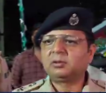 पटना के शीतला मंदिर के पास छापेमारी में हैंड ग्रेनेड और पांच जिंदा कारतूस बरामद, दो हिरासत में