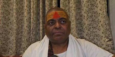 इटली में बुर्का-नकाब पर बैन के प्रस्ताव का हरिद्वार में स्वागत, संत बोले-भारत में भी लागू किया जाए इटली में बुर्का-नकाब पर बैन के प्रस्ताव का हरिद्वार में स्वागत, संत बोले-भारत में भी लागू किया जाए