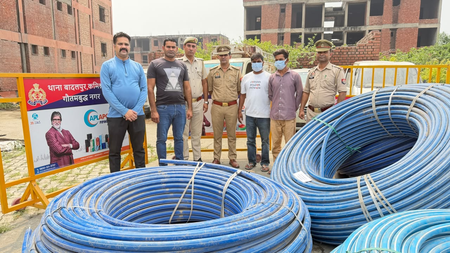 पुलिस ने चोरी की घटना का किया खुलासा, दो आरोपी गिरफ्तार, पांच लाख का माल बरामद पुलिस ने चोरी की घटना का किया खुलासा, दो आरोपी गिरफ्तार, पांच लाख का माल बरामद