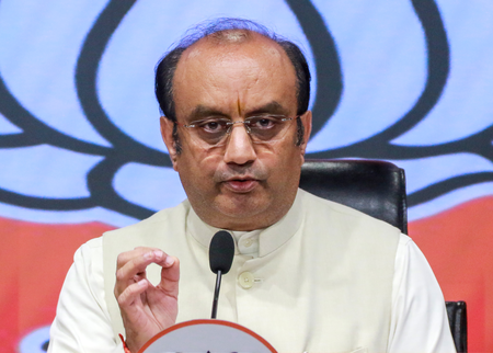 नवगठित संसदीय समितियों में राघव चड्ढा, स्वाति मालीवाल समेत कई प्रमुख नेताओं को मिली जगह नवगठित संसदीय समितियों में राघव चड्ढा, स्वाति मालीवाल समेत कई प्रमुख नेताओं को मिली जगह