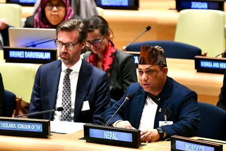 भारत के साथ नजदीकी को आर्थिक परस्पर-निर्भरता में बदलना नेपाल का लक्ष्य शिशिर खनल भारत के साथ नजदीकी को आर्थिक परस्पर-निर्भरता में बदलना नेपाल का लक्ष्य शिशिर खनल