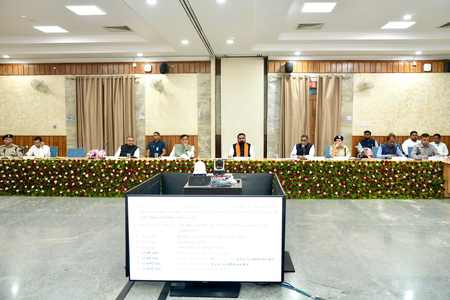 भारत-नेपाल सीमा पर घुसपैठ, फर्जी दस्तावेज और मादक पदार्थों की तस्करी रोकने को केंद्र-बिहार मिलकर करेंगे काम सीएम भारत-नेपाल सीमा पर घुसपैठ, फर्जी दस्तावेज और मादक पदार्थों की तस्करी रोकने को केंद्र-बिहार मिलकर करेंगे काम सीएम