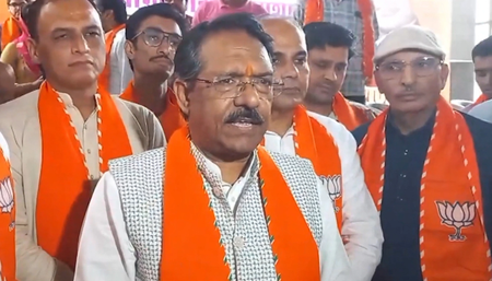 मन की बात को लेकर भाजपा नेताओं के रिएक्शन, तरुण चुघ बोले- इस कार्यक्रम ने वर्ल्ड रिकॉर्ड बनाया मन की बात को लेकर भाजपा नेताओं के रिएक्शन, तरुण चुघ बोले- इस कार्यक्रम ने वर्ल्ड रिकॉर्ड बनाया