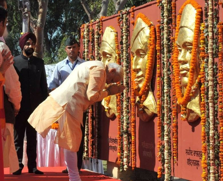 भगत सिंह का राष्ट्र सम्मान के लिए सर्वस्व न्योछावर करने का जज्बा नौजवानों की हिम्मत और हौसले का प्रतीक पीएम मोदी