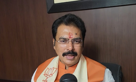 एनडीए नेताओं ने कांग्रेस पर साधा निशाना, कहा-संवैधानिक संस्थाओं पर आरोप लगाना कांग्रेस की पुरानी आदत एनडीए नेताओं ने कांग्रेस पर साधा निशाना, कहा-संवैधानिक संस्थाओं पर आरोप लगाना कांग्रेस की पुरानी आदत