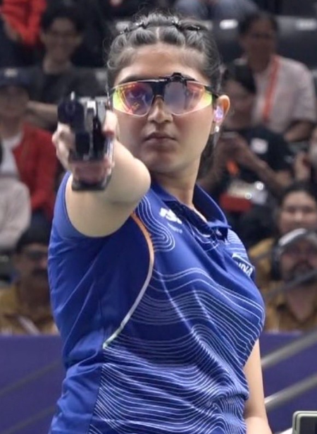 एशियन गेम्स 2026 शूटिंग से भारत की झोली में आया एक और मेडल, ईशा ने 25 मीटर पिस्टल स्पर्धा में जीता सिल्वर एशियन गेम्स 2026 शूटिंग से भारत की झोली में आया एक और मेडल, ईशा ने 25 मीटर पिस्टल स्पर्धा में जीता सिल्वर