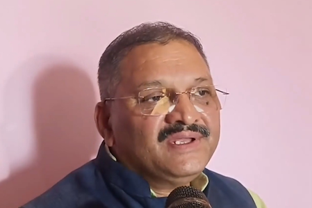 एसआईआर को लेकर भाजपा ने विपक्ष को घेरा, अशोक गहलोत बोले-वोटों की चोरी लोकतंत्र को खत्म कर देगी एसआईआर को लेकर भाजपा ने विपक्ष को घेरा, अशोक गहलोत बोले-वोटों की चोरी लोकतंत्र को खत्म कर देगी
