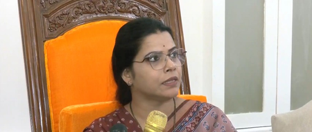 झुग्गियां गिराने से पहले जनप्रतिनिधियों से चर्चा होनी चाहिए  बीएमसी मेयर रितु तावड़े